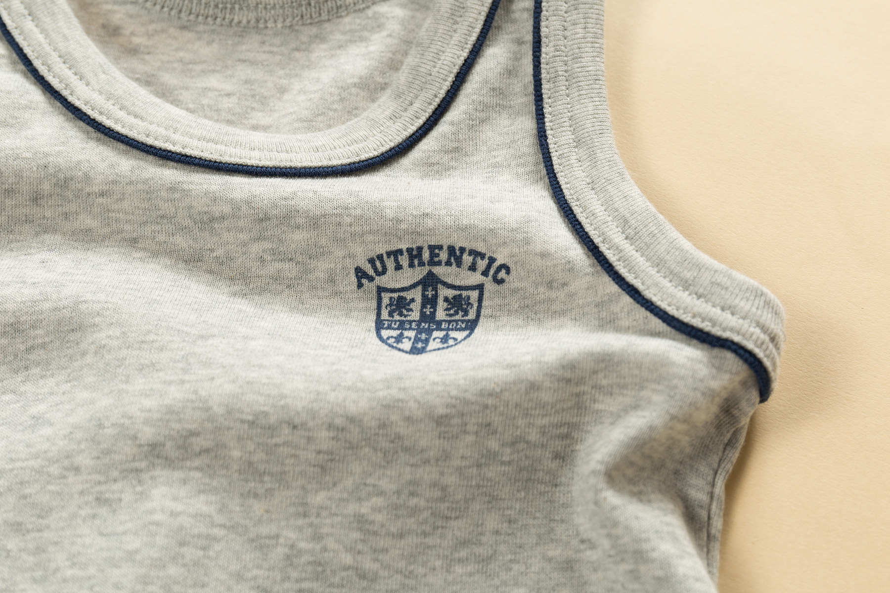 Vest Image 4