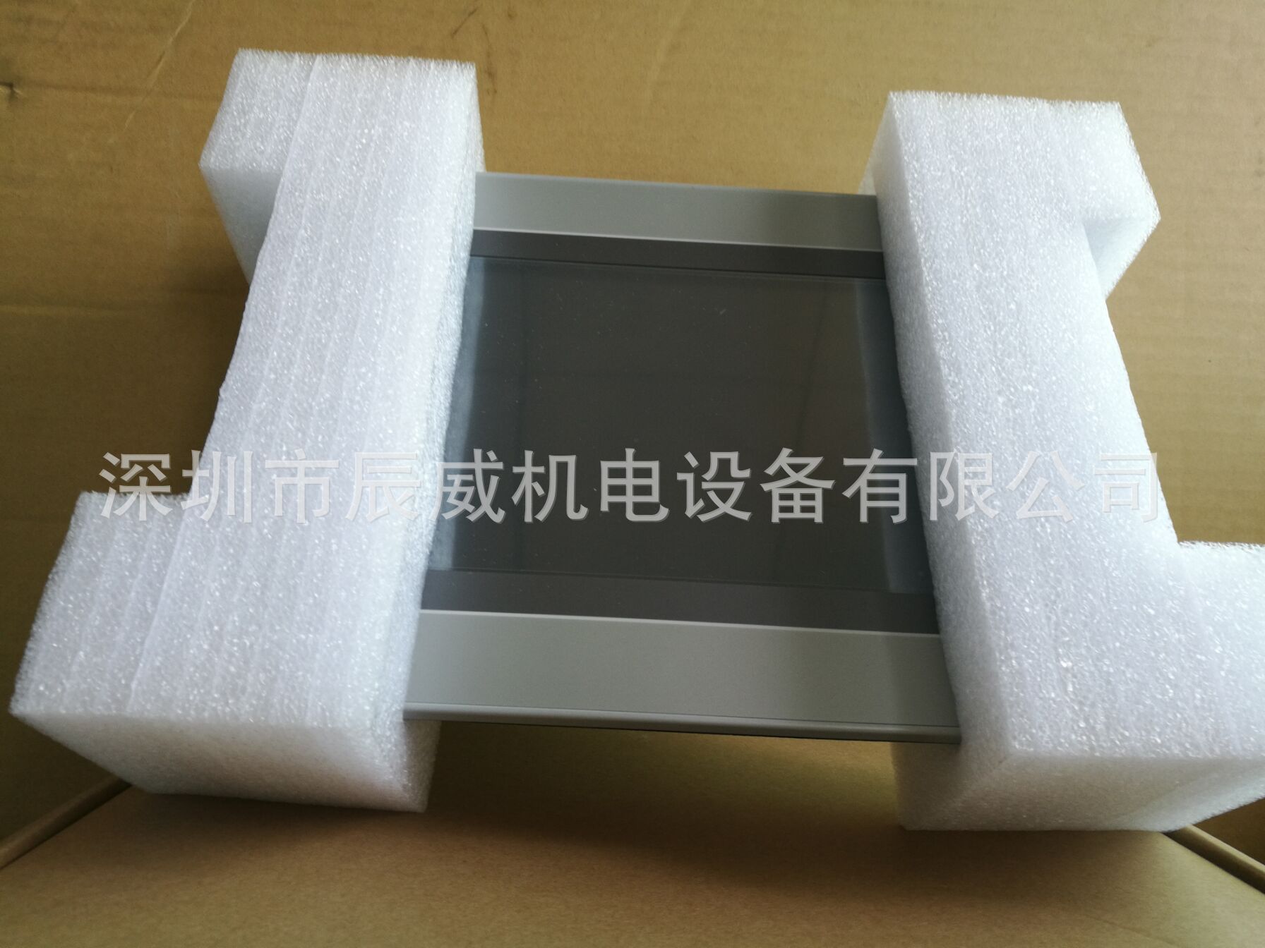 昆仑通态触摸屏 TPC1071GI 全新原装正品 质保一年