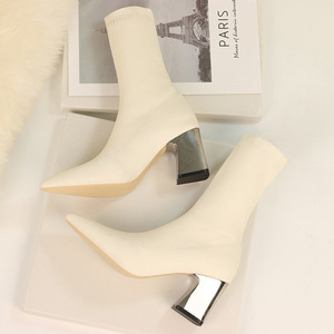 202-6欧美秋冬新款网红性感 袜子针织靴粗跟短靴高帮尖头靴子女士