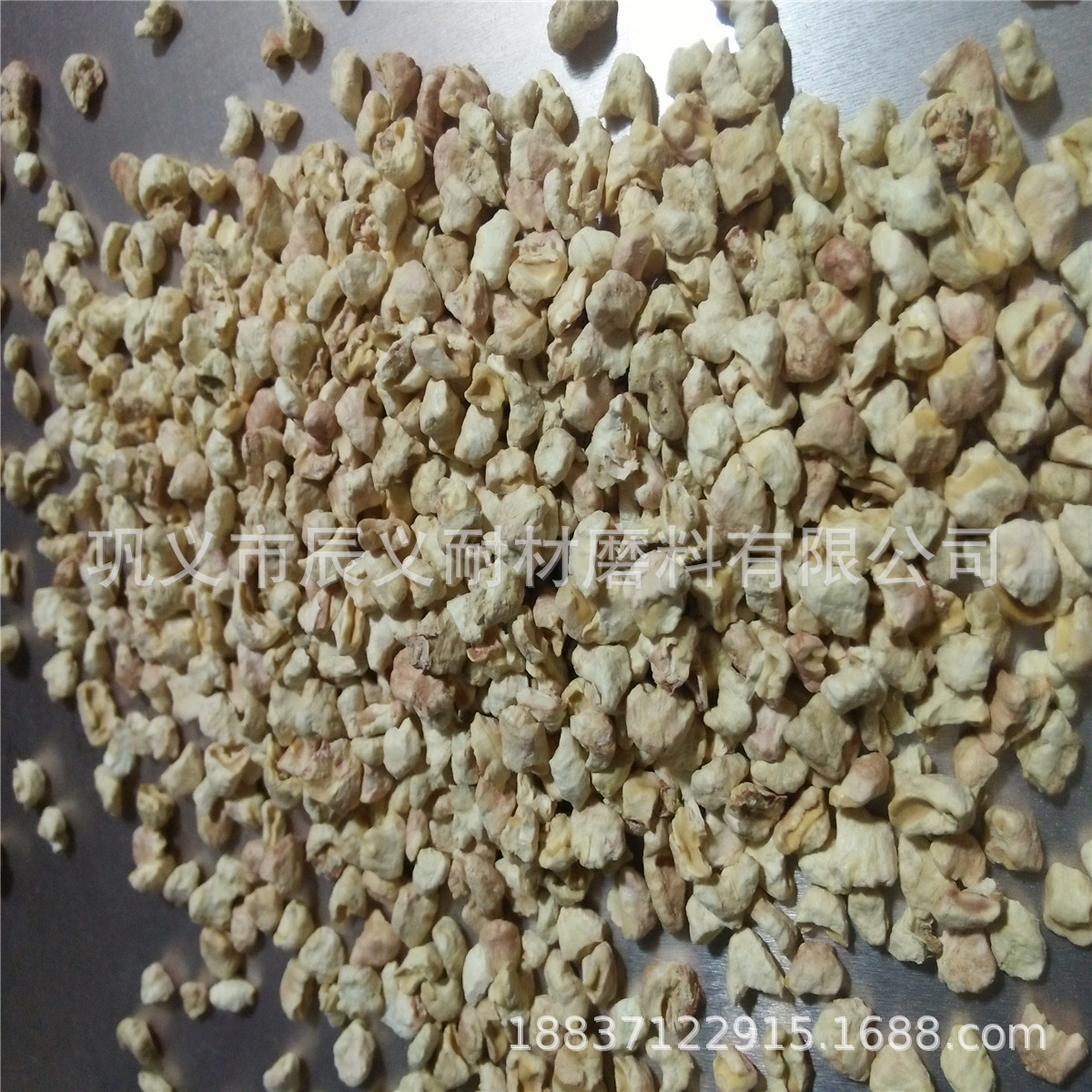 6-8-10-12-14-16-20-24-30-36-46-60目玉米芯现货25kg/袋