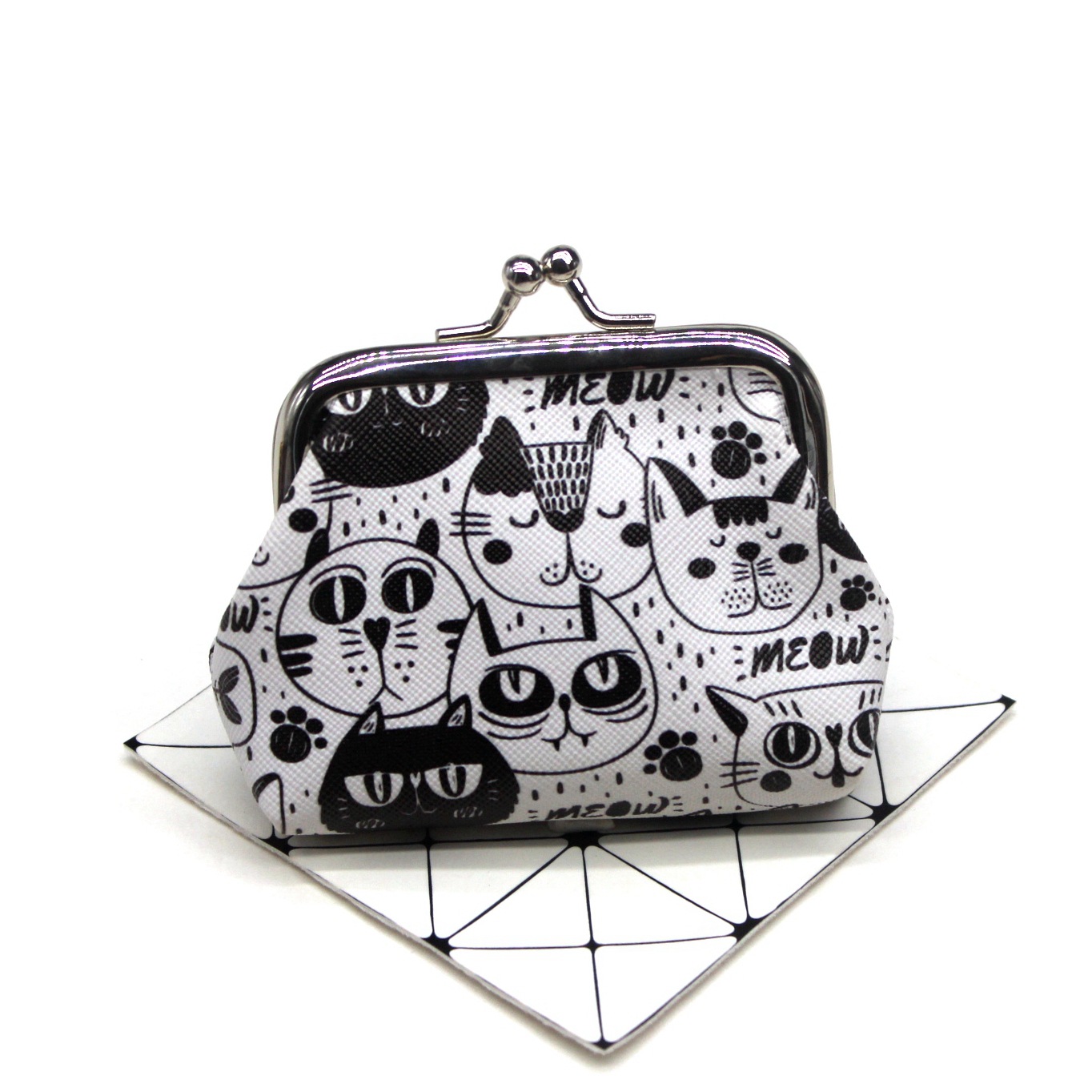 Women's Cat Pu Leather Buckle Coin Purses display picture 6