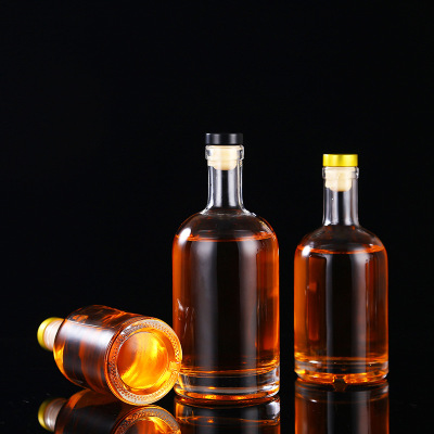 厂家直销 新款500ml伏特加酒瓶 晶白料果酒瓶 白酒玻璃瓶 可定制