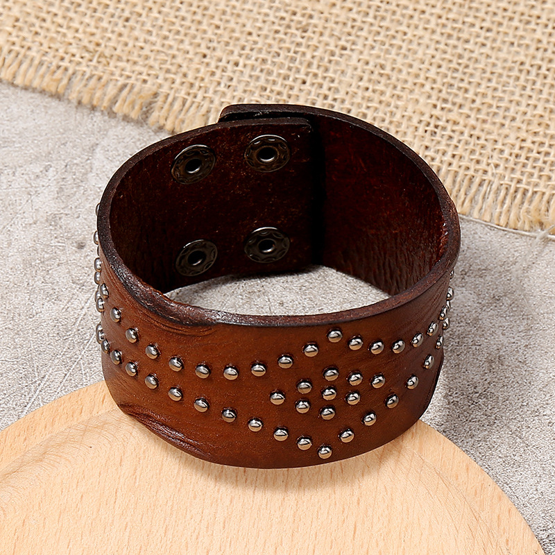 Punk Grenz Überschreiten Der Schmuck Europäisches Und Amerikanisches Retro-leder Armband Kreatives Einfaches Herren-punk-leder Armband display picture 4