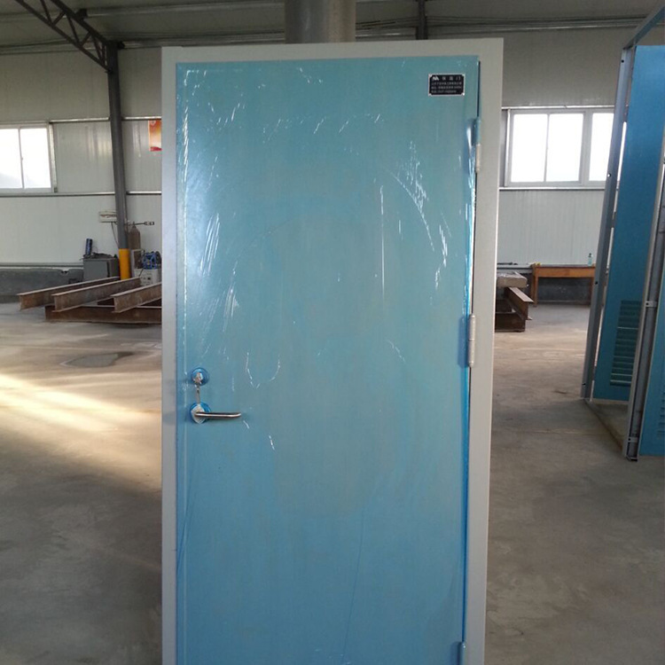 Anti-collision industrial insulated door with sealing strip and thermal insulation structure for cold storage to prevent temperature differences between the inside and outside Anti-collision industrial insulated door with sealing strip and thermal insulation structure for cold storage to prevent temperature differences between the inside and outside
