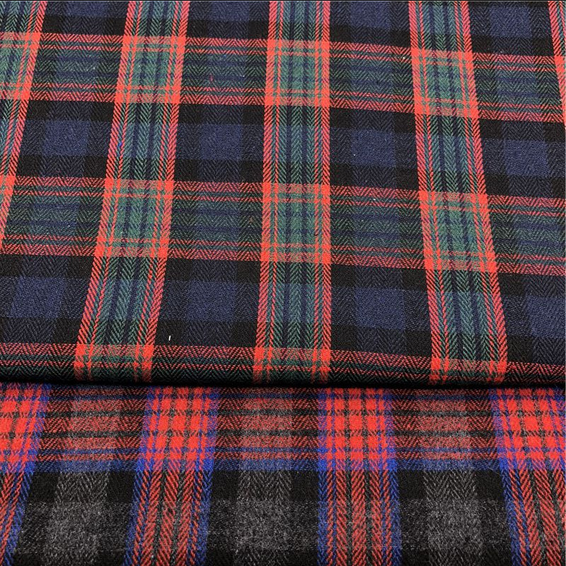 厂家供应 21S涤棉磨毛斜纹格子布 衬衫连衣裙半身裙童装格子面料