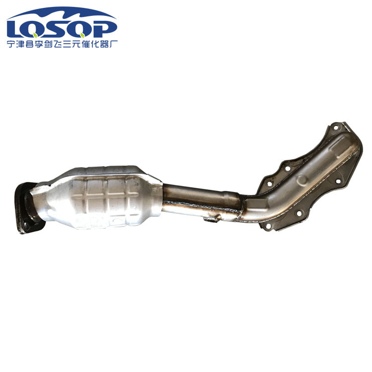 Factory Direct Supply Suitable for Toyota Reiz Crown 2.5 3.0 3.5 Three-Way Catalytic Converter Car Exhaust Pipe