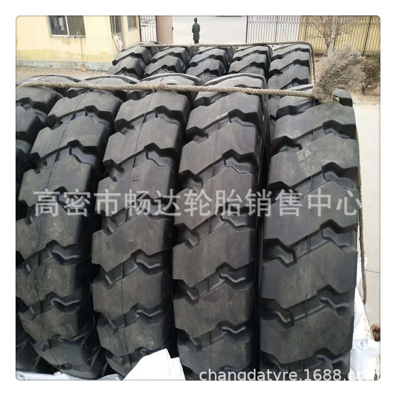 矿用自卸车 13.00-25/ 14.00-20 山东  波浪 花纹轮胎