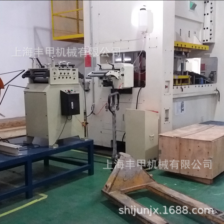 材料校平机，丰甲校平机矫正机，钢带校平机矫正机压平机 CLS系列