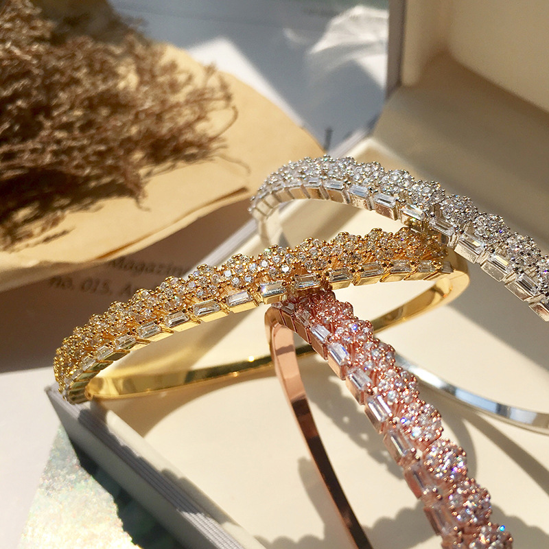Diamanten bloem armband voor dames luxe mode armband sieraden_voghion.com