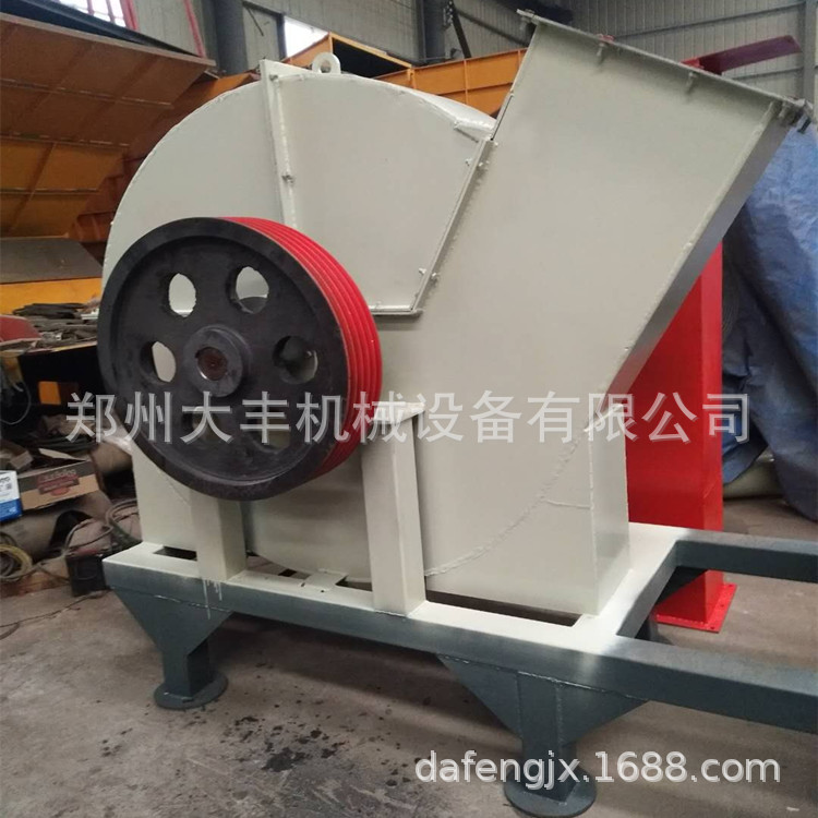 毛竹破碎大型木材切片机树枝打片粉碎机多功能柠条圆木削片机