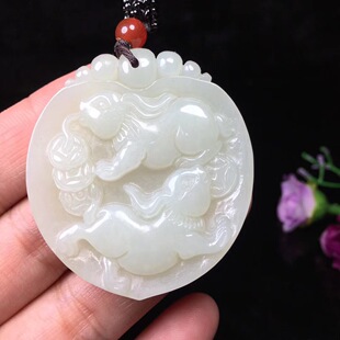 ���������ӵ����½���ʯ������  ��Ф����Ů���������C��