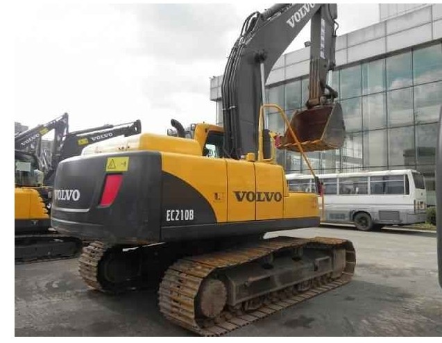 沃尔沃EC210B.jpg