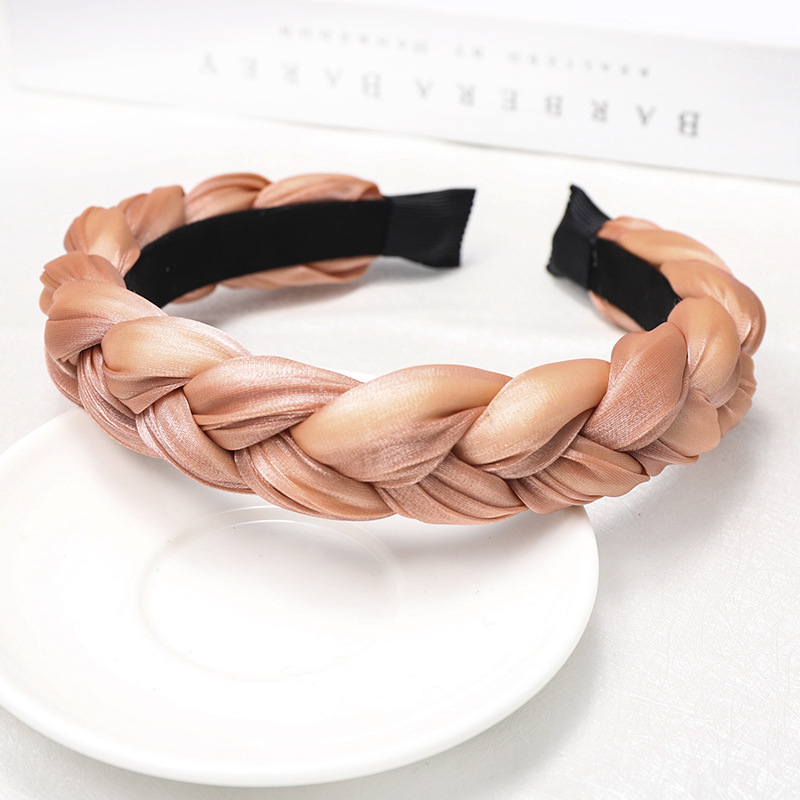 Solid Color Twist Braided Fashion Sponge Headband Wholesale Jewelry Nihaojewelry display picture 9