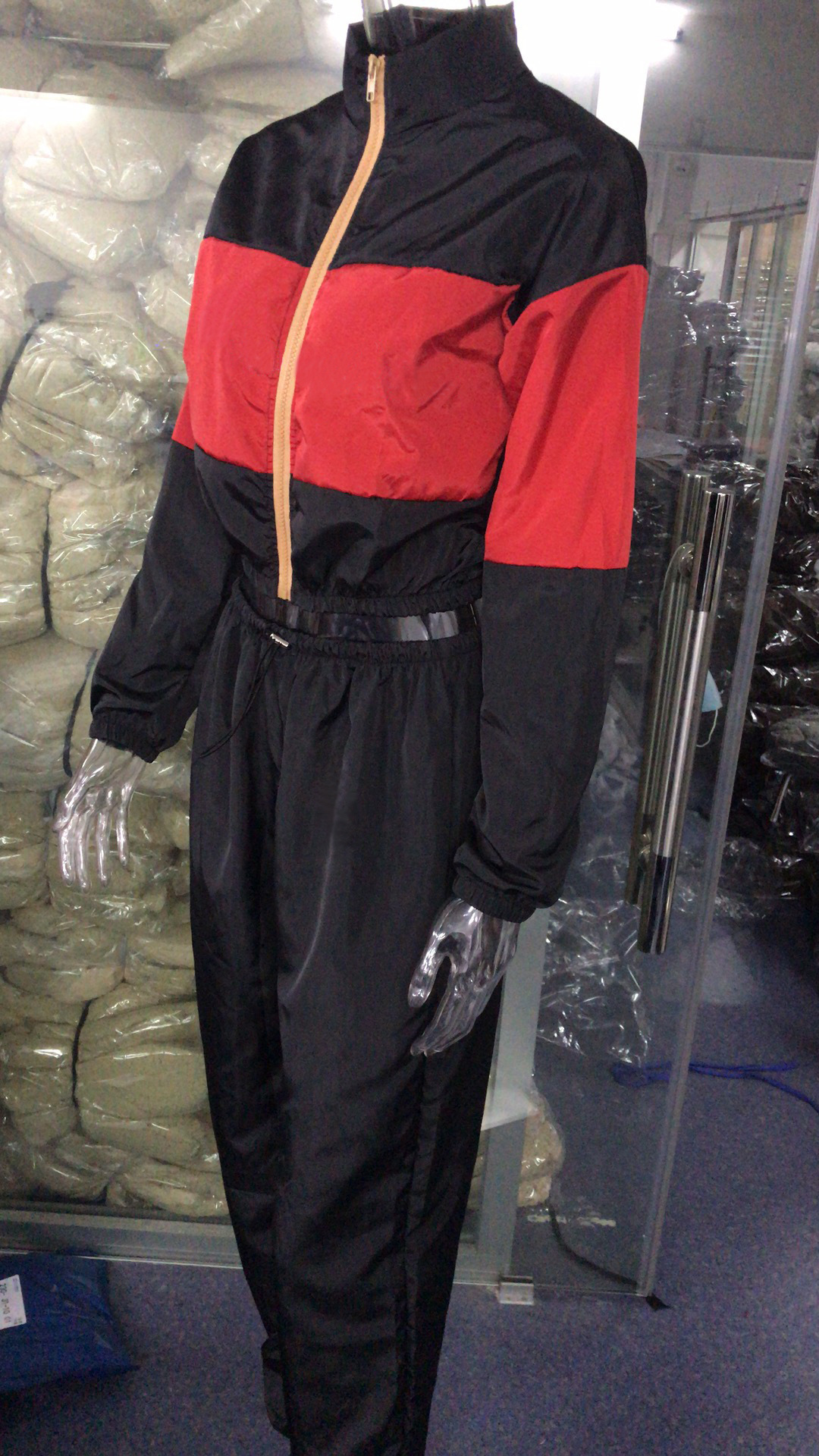 Costume femme en Tissu coupe-vent - Ref 3334881 Image 18