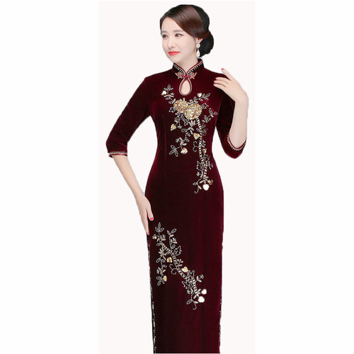 Chinese Dress Qipao Golden velvet cheongsam antique nail beads long size show wholesale cheongsam girls