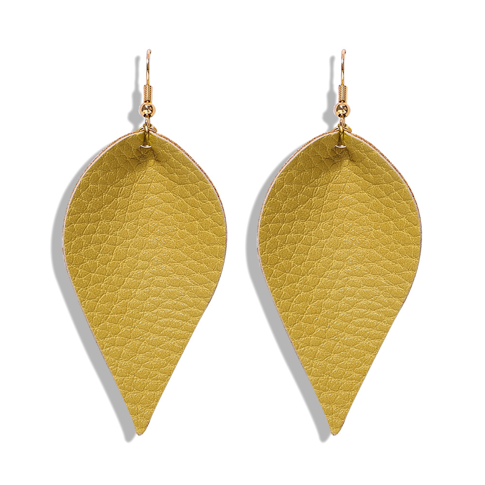 Leather Leaf Earrings Are Uniquely Simple display picture 12