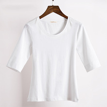 修身运动纯白色中袖紧身圆领棉质五分袖短袖T恤女打底衫上衣