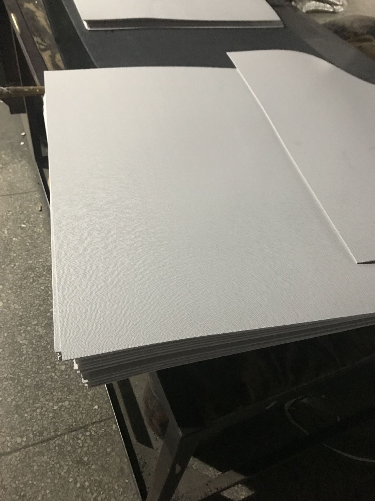 pe板子 婴童车内衬板 PV配件片箱包帽子帽檐片 pe板加工 橡塑板