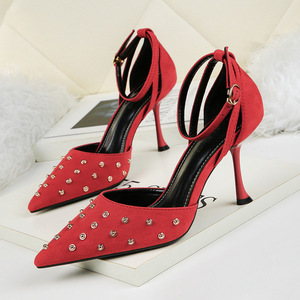 Sexy pointed riveted high-heeled shoes ribbon banquet sandals 