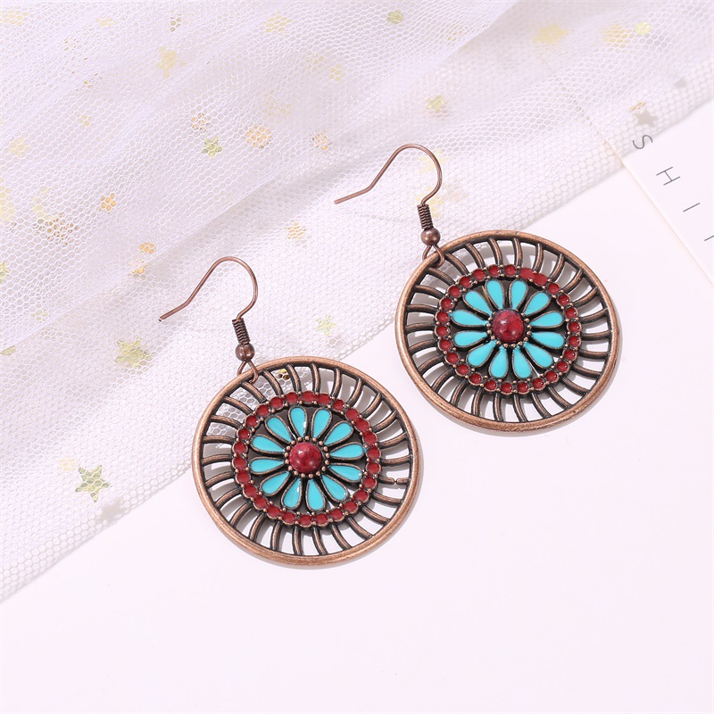 Commerce Extérieur Nouveau Style Bohème De Mode Rétro Fleur Boucles D'oreilles Gouttes Pour Les Oreilles Femme Creative Rond Creux Boucles D'oreilles Boucles D'oreilles display picture 3