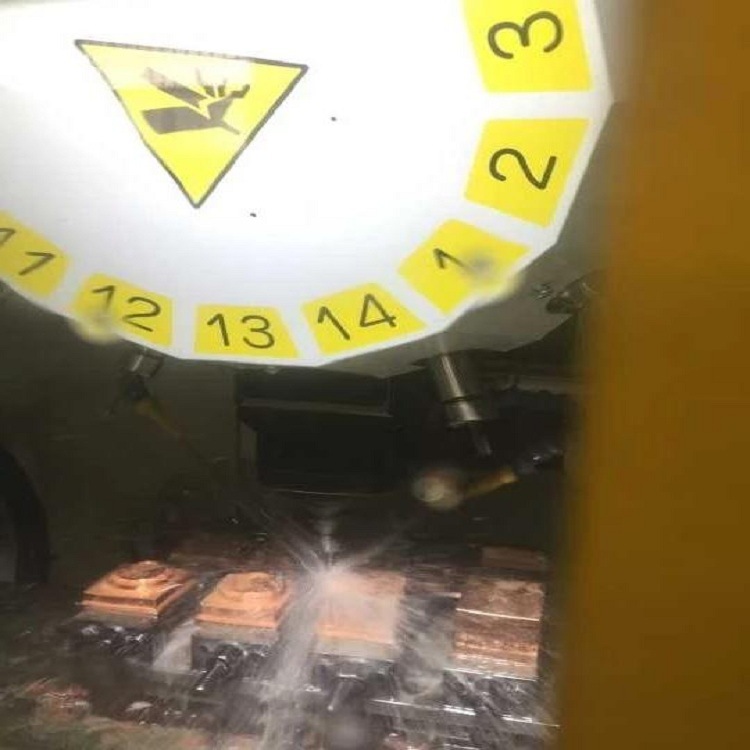 火花機電極加工