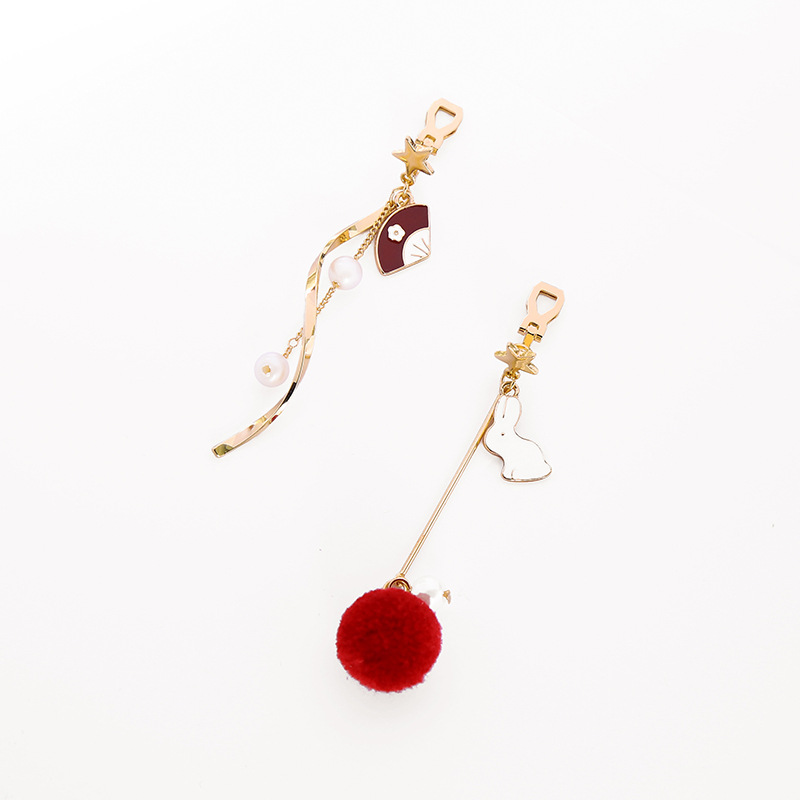 Style Coréen Creative Design Ventilateur Boule De Laine Boucles D'oreilles Mignon Lapin Dripping Boucles Boucles D'oreilles De Femmes Nouveau Style Perle Boucles D'oreilles display picture 7