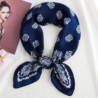 新款仿真丝腰果花小方巾丝巾女 韩版时尚chic领巾春夏印花小围巾