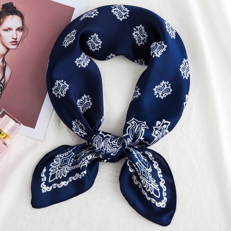 新款仿真丝腰果花小方巾丝巾女 韩版时尚chic领巾春夏印花小围巾