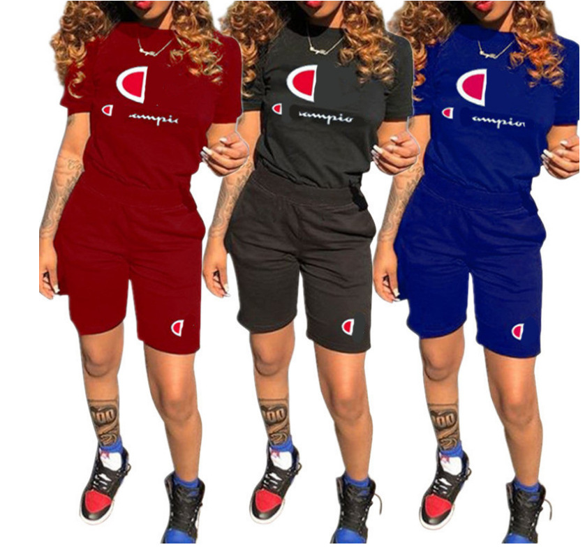 Costume femme en Mélange de fibres chimiques - Ref 3335684 Image 1