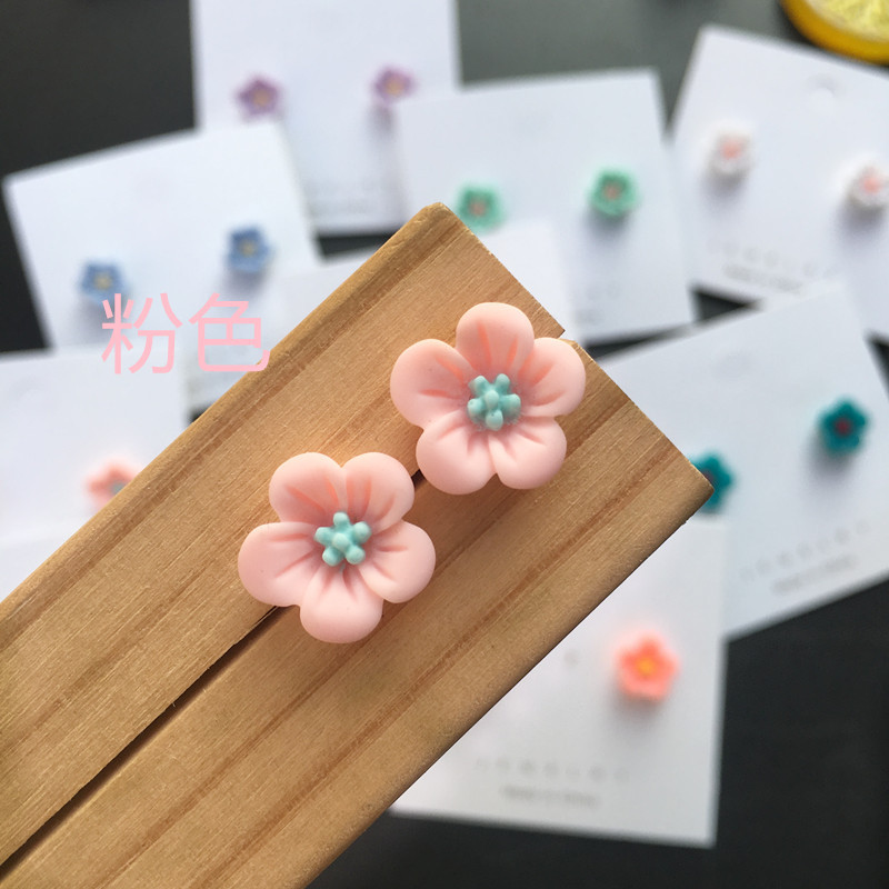 Wholesale Jewelry 1 Pair Simple Style Flower Resin Ear Studs display picture 9