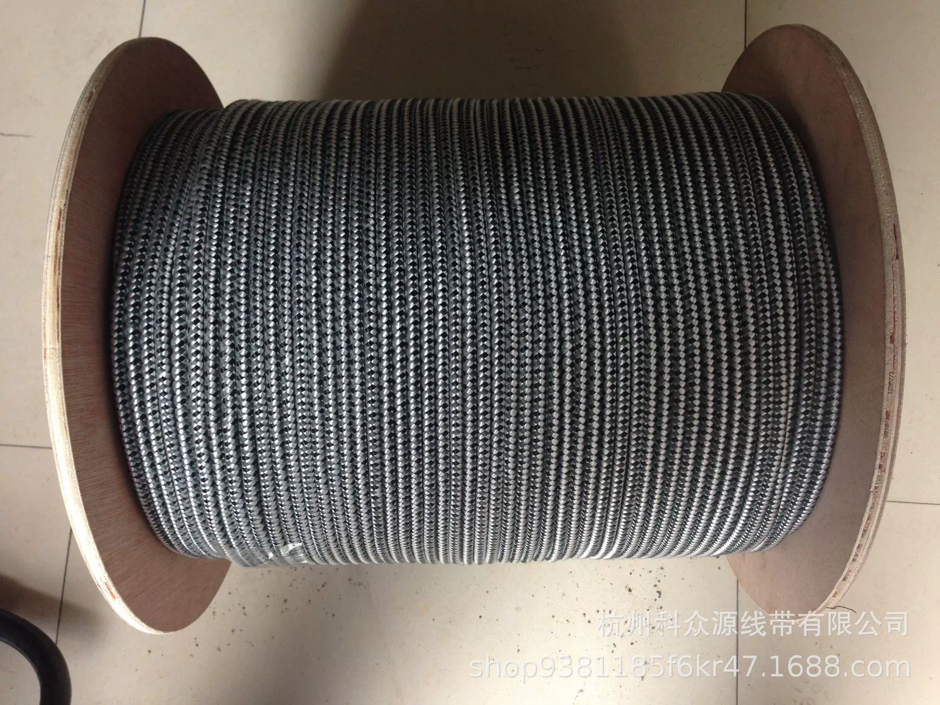 Различные характеристики антистатических карнизов для дверных штор, антистатических тросов для смешанных партий.