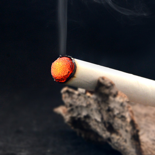 Wholesale 50:1 pure moxa sticks, three-year-old golden moxa velvet moxibustion sticks, Nanyang moxa sticks manufacturers direct supply of moxa products