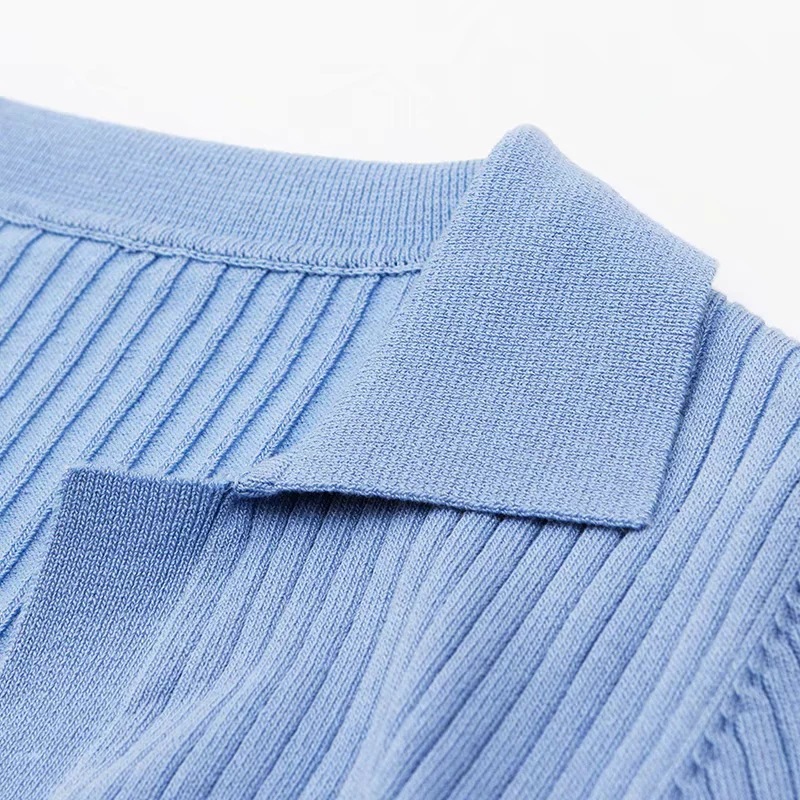 Long-Sleeved Slim V-Neck Short Solid Color Sweater NSZQW115383