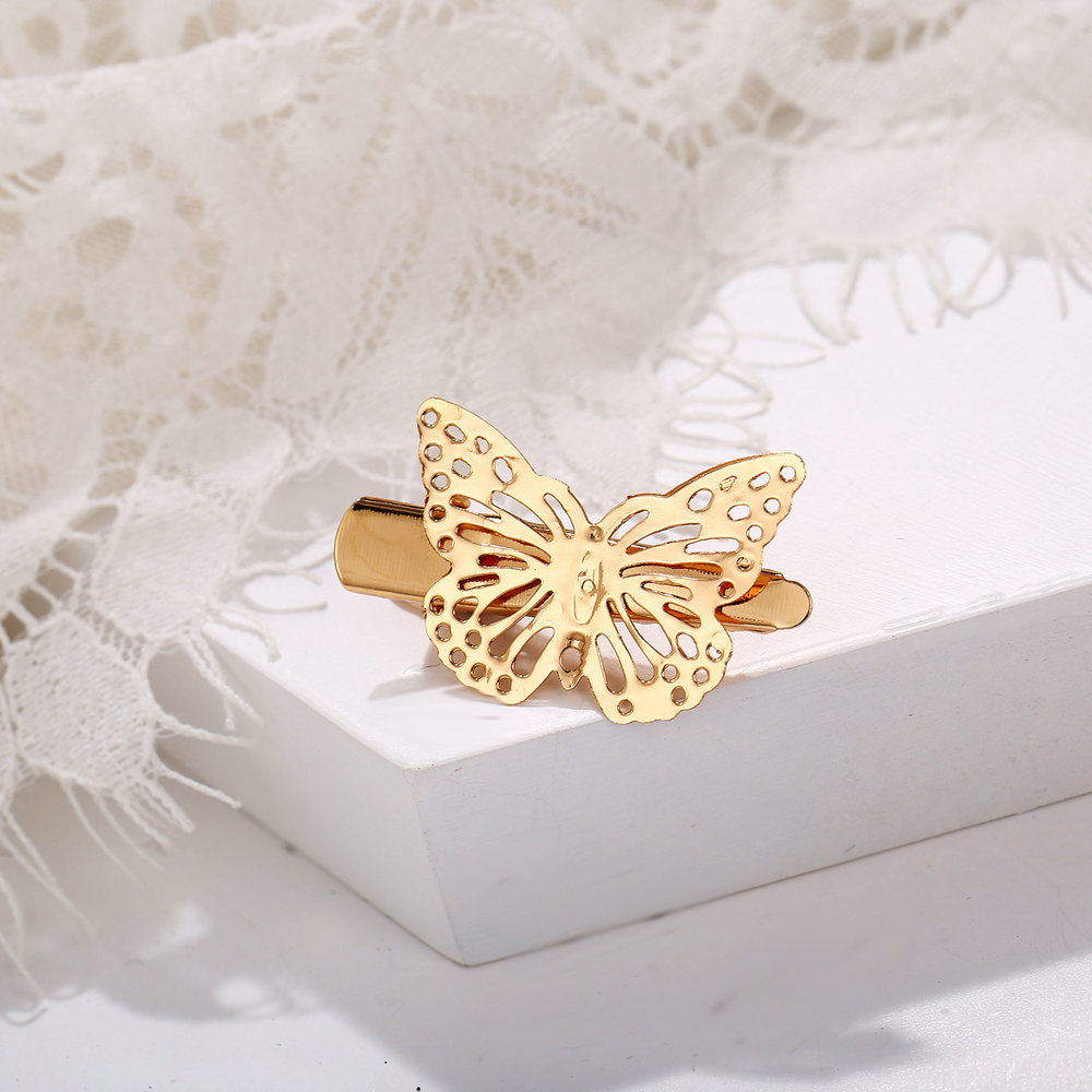 Fashion Retro Hollow Gold Butterfly Hairpin Creative Simple Side Clip Female display picture 3