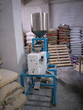 B5EA387DD4CD4E22C5F29257FACAAB