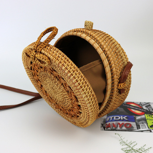 Rattan round single shoulder bag straw cross strap beach tassel women hand Lolita