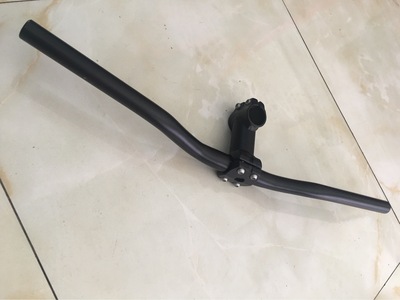 車把25.4口徑，580寬，把立焊接的，螺絲都是達可鏽