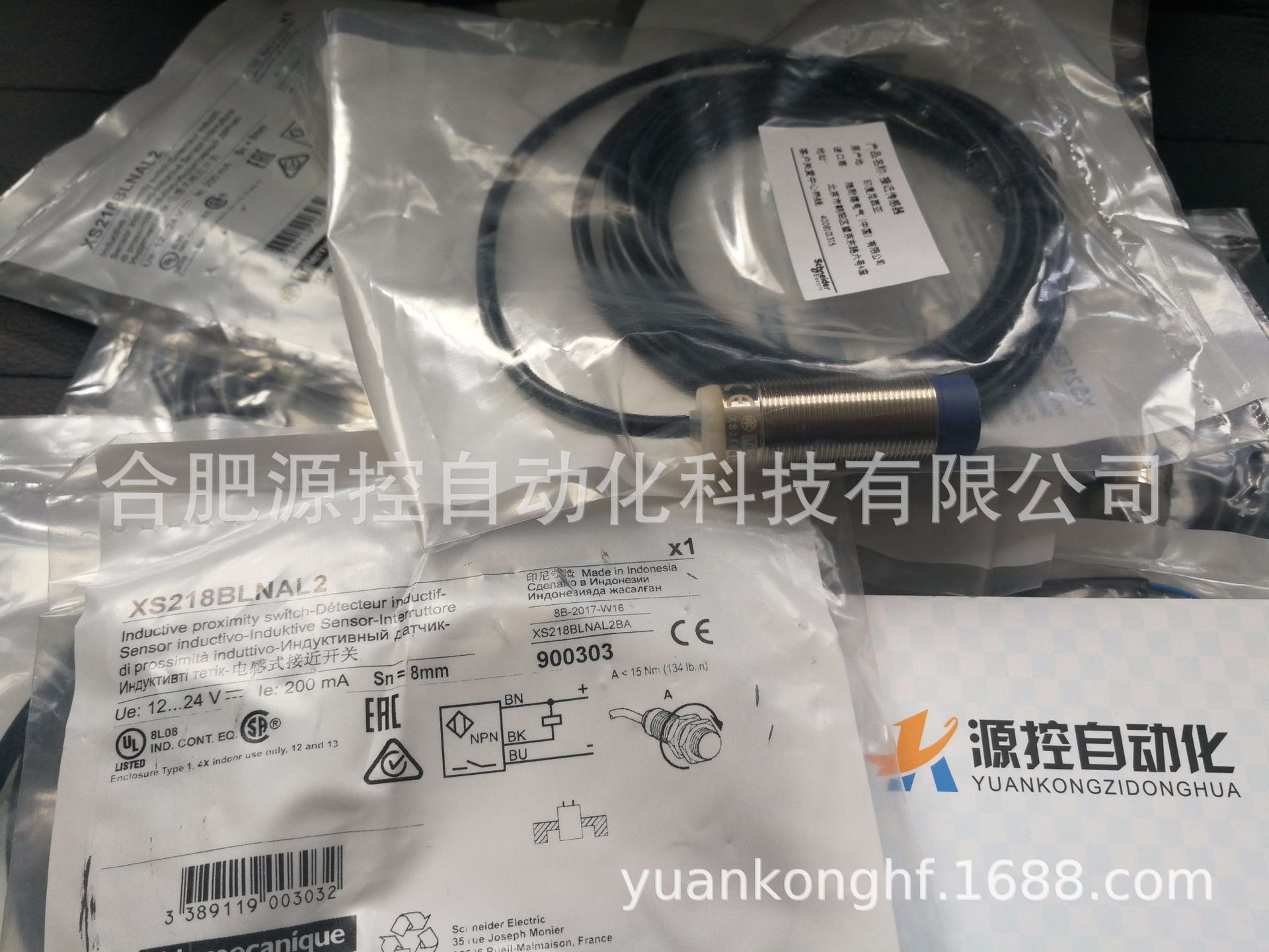 XS218BLNAL2施耐德接近开关