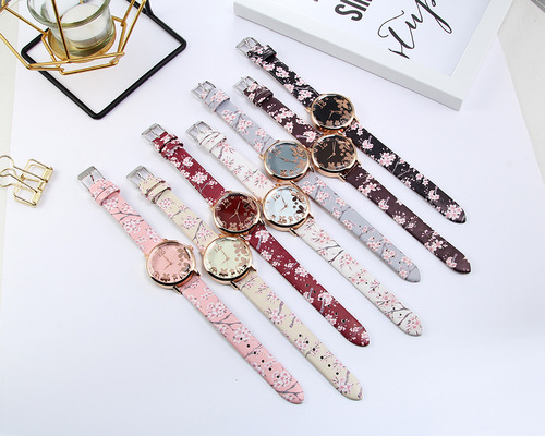 New Foreign Style Engraved Flower Watches for Women, Fashion Flower Dial Women's Watches Wholesale Women's PU Watches
