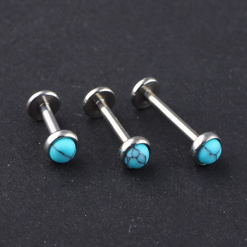 16G labret stud size and finish detail
