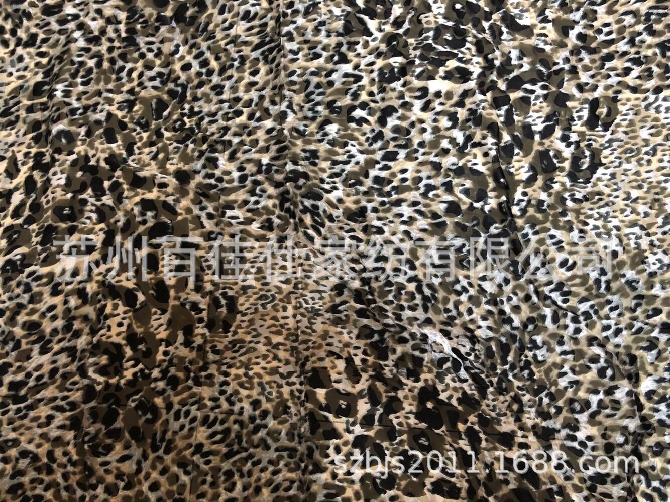 长期供应各种丝绒和烂花绡，锦纶绡，真丝绡，涤纶绡，锦绒，乔绒