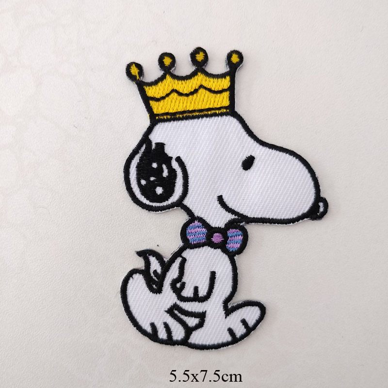 スヌーピー布ステッカー刺繍パッチバッジ子供服アクセサリー穴付きステッカー日本tシャツバッグ装飾diy