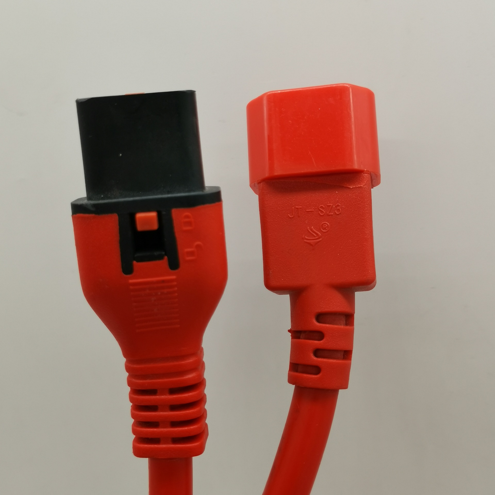 三芯带锁品字尾 ac电源线插头 c13转c14电源线电源线