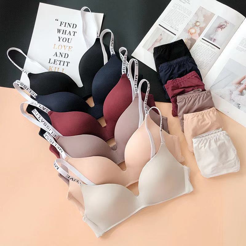 Light and Thin Letter Underwear One-Piece Triangle Cup Traceless No Steel Ring Sleep Student Girl Sports Small Bra suit