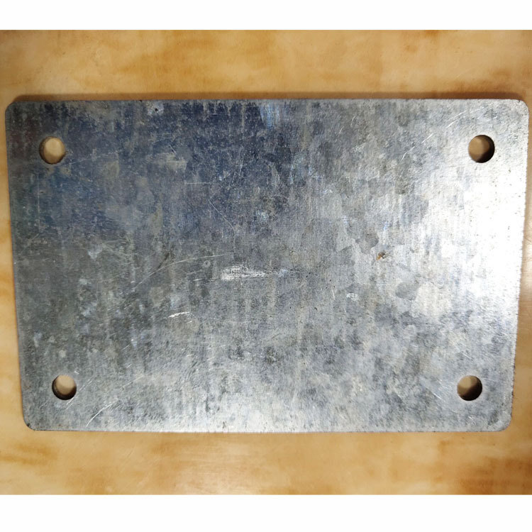 厂家生产各类型铁板加重铁 镀锌板 折弯 冲孔 攻牙等五金加工件