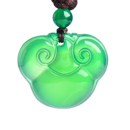 Brazilian ice-transparent green chalcedony fluorescent Guanyin Buddha pendant agate jade jade safety buckle leaf pendant live model