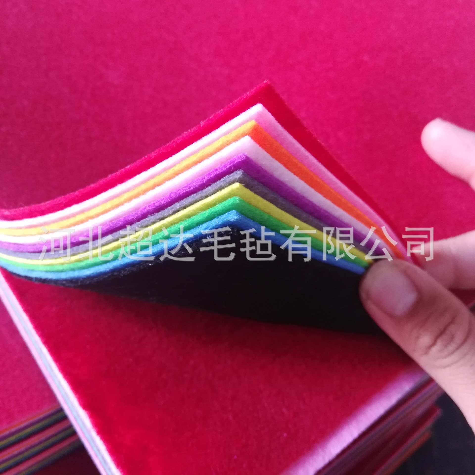 不织布1mm50色60色手工布织布面料幼儿园手工DIY材料 彩色毛毡布-阿里巴巴