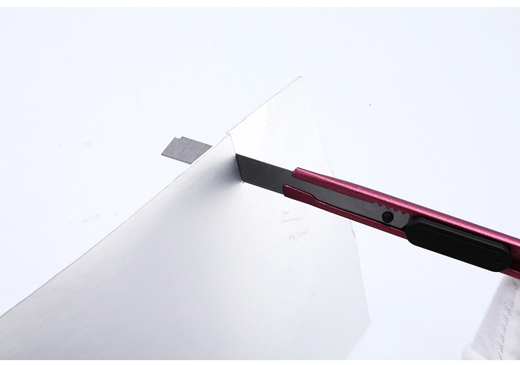 宝吉小号炫彩金属美工刀 办公文具裁纸刀 拆快递开箱器快递刀批发详情9