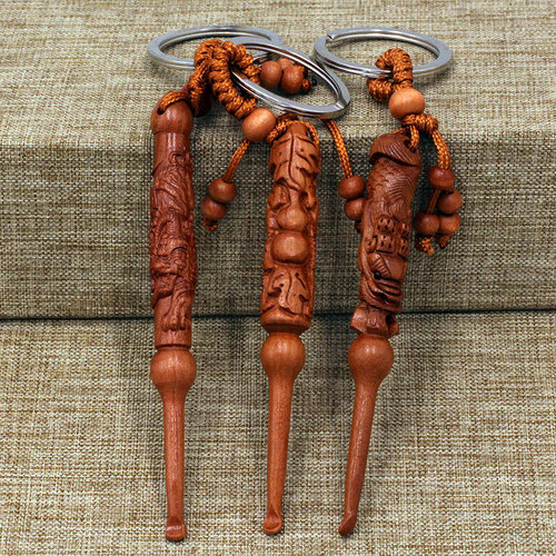 Peach wood ear scoop keychain, ear scoop tool about 8-9cm long, peach wood key chain, ear scoop jewelry wholesale