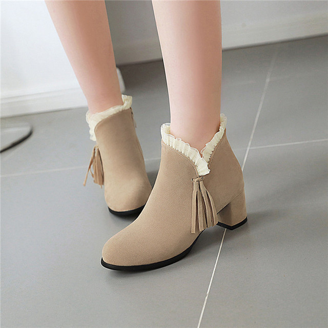 Autumn and winter Plush fashion elegant zipper tassel. Lace lace thick heel short boots